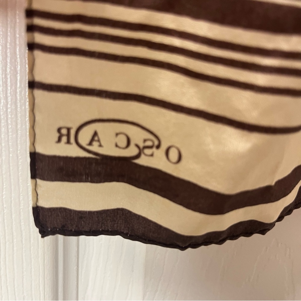 Oscar de la Renta  Vintage Brown Red Poppy Silk Satin Oblong Scarf designer - Picture 5 of 8